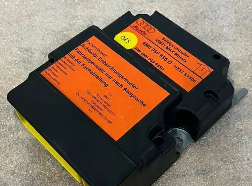 Audi Q7 4M Airbag control unit/module 4M0959655D