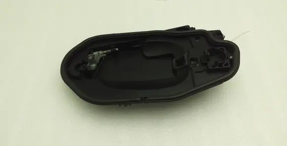 Rear door exterior handle/bracket