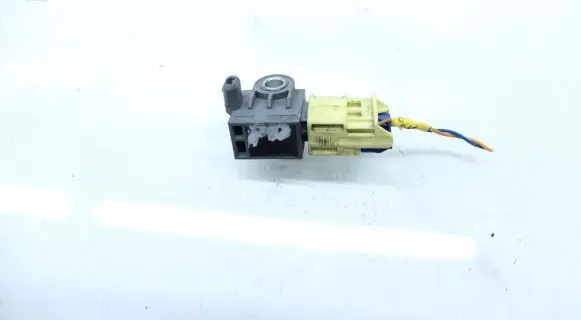 KIA Sportage Airbag deployment crash/impact sensor 95920B4000