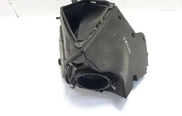 Audi A5 8T 8F Air filter box 8K0133843D 8K0129604