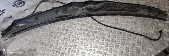 Wiper trim