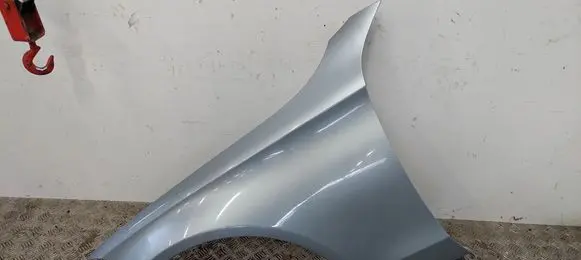 Mercedes-Benz C W205 Fender 