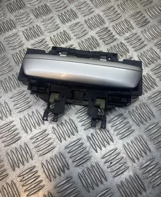 Audi A8 S8 D3 4E Front door exterior handle 4E1837885 4E2837886