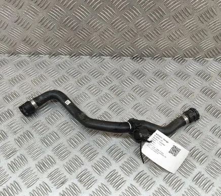 BMW iX Engine coolant pipe/hose 8833638