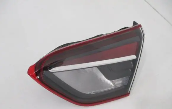Opel Crossland X Tailgate rear/tail lights 13467979