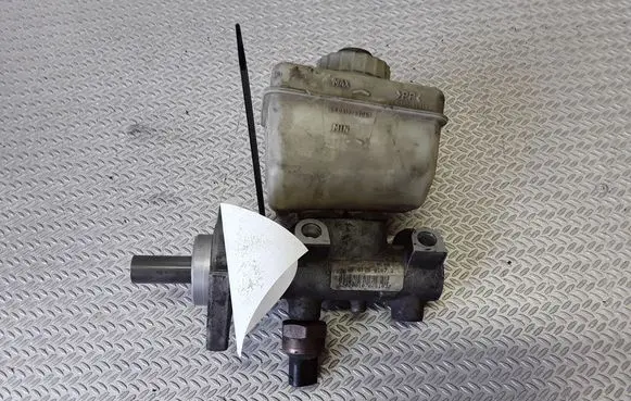 Mercedes-Benz ML W163 Master brake cylinder 26612501073