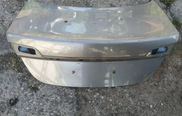 Jaguar XF Tailgate/trunk/boot lid pilkas