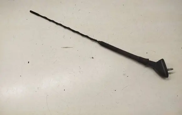 Nissan NV200 Radio antenna 