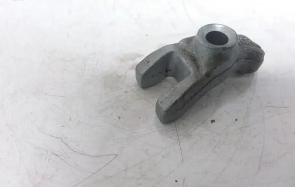 Opel Zafira B Fuel Injector clamp holder