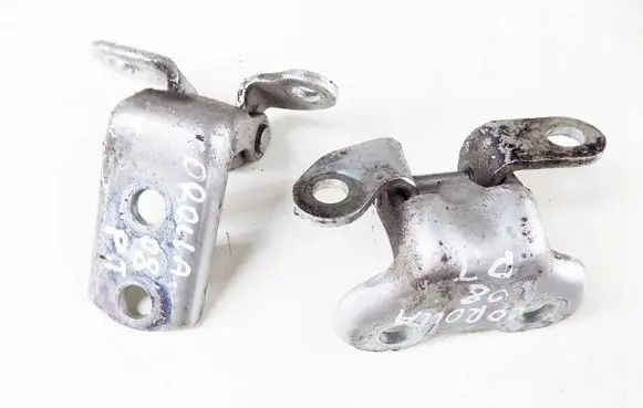 Toyota Corolla Verso AR10 Rear door hinge set 