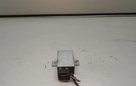 Mercedes-Benz C W202 Other relay 2018200205