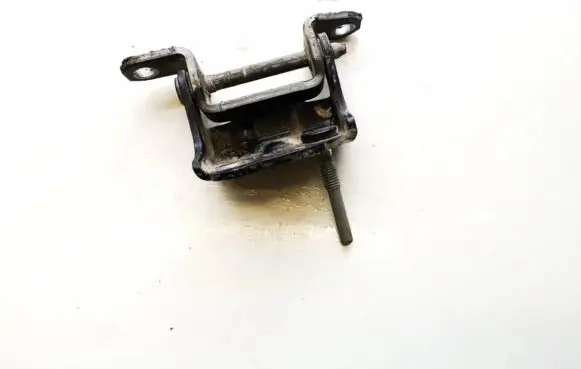 Subaru Outback Tailgate/trunk/boot hinge