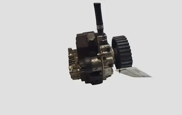 Opel Astra H Fuel injection high pressure pump 0445010086 8973279242