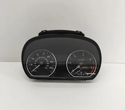 BMW 1 E82 E88 Speedometer (instrument cluster) 9283802 2323699