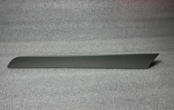 Audi A6 S6 C6 4F Front door trim bar 8K0867410
