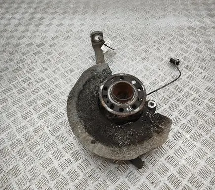 Mercedes-Benz E W213 Front wheel hub A2135403705 A2133324700