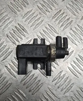 Volkswagen Golf IV Turbo solenoid valve 1J0906627 72290320