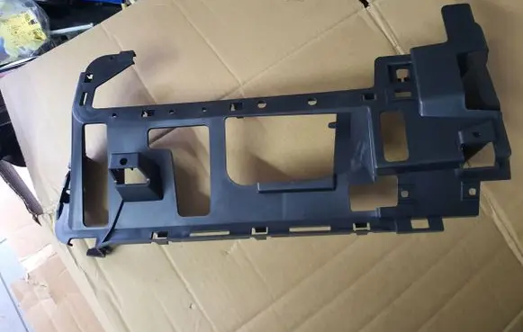 Peugeot Traveller Rear bumper mounting bracket 9810782980