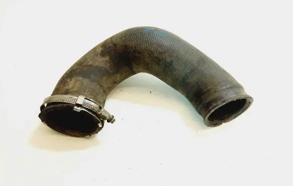 Audi Q7 4L Intercooler hose/pipe 7L6145972E