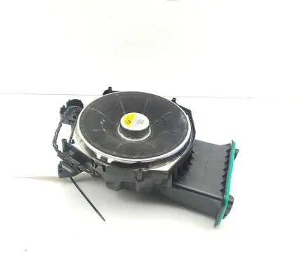 BMW X4 G02 Subwoofer speaker 6811959 0751356