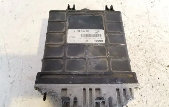 Volkswagen Sharan Engine control unit/module 0281001251 028906021P