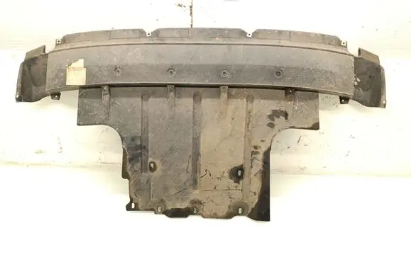 Audi Q7 4L Engine splash shield/under tray 7L8825285