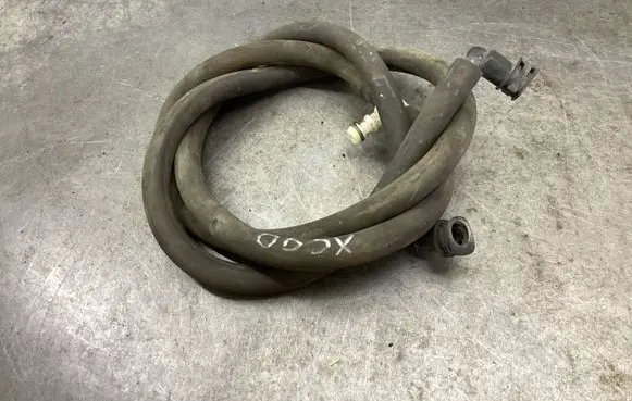 Volvo XC90 Windshield washer fluid hose 