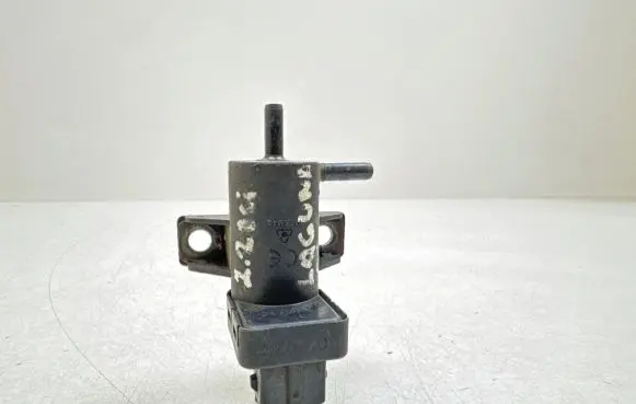 Renault Laguna II Turbo solenoid valve 7700113709