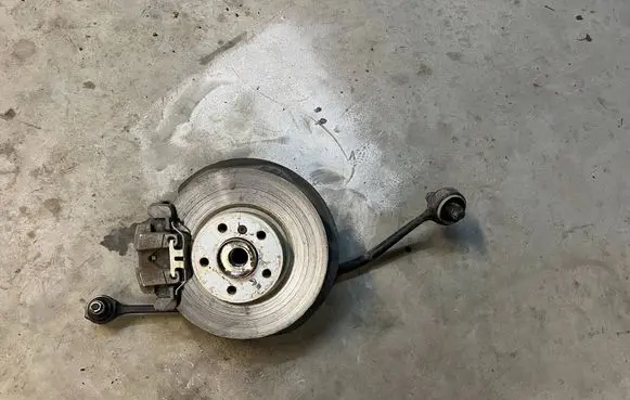 BMW X3 F25 Front wheel hub spindle knuckle 6787680