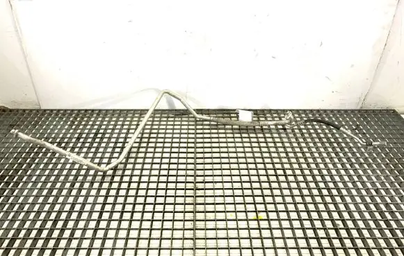 Renault Twingo III Air conditioning (A/C) pipe/hose 924805422R