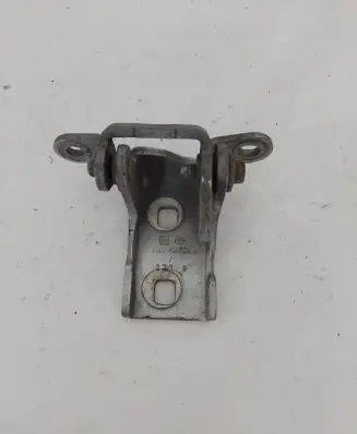 Opel Insignia A Front door upper hinge A046574 ES03A046574 2319