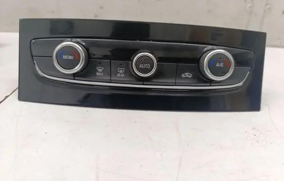 Opel Grandland X Climate control unit 98467988YX