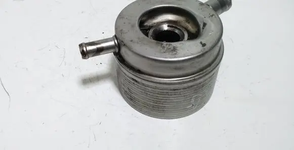 Mazda 6 Oil filter mounting bracket