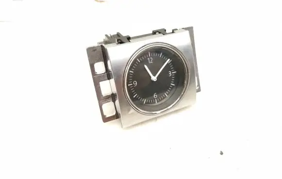 Volkswagen PASSAT B7 Clock 3AA919204A