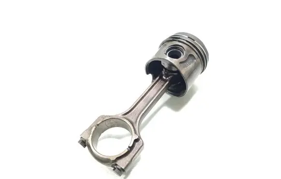 Opel Astra H Piston with connecting rod 
