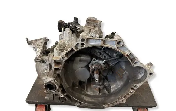 Peugeot Expert Manual 6 speed gearbox 20MB51