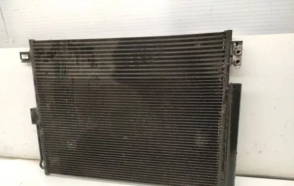 Jeep Grand Cherokee A/C cooling radiator (condenser)