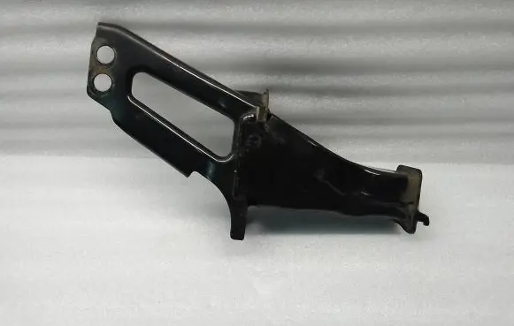 Volvo XC70 Front bumper cross member 31329437