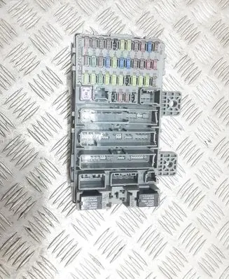 Honda Civic Fuse module 37842RN SMGE313