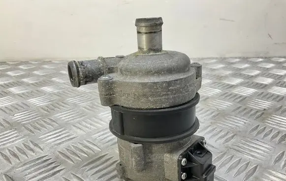 Audi A4 S4 B9 Electric auxiliary coolant/water pump 4H0965567