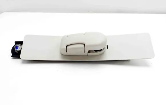 Honda CR-V Seat belt height adjuster 