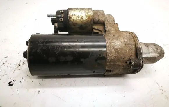 Mercedes-Benz CLS C219 Starter motor A0061514401