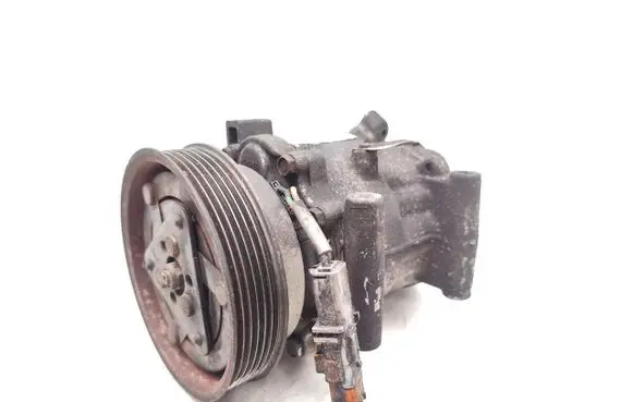 Nissan Juke I F15 Air conditioning (A/C) compressor (pump) 92600AZ74A