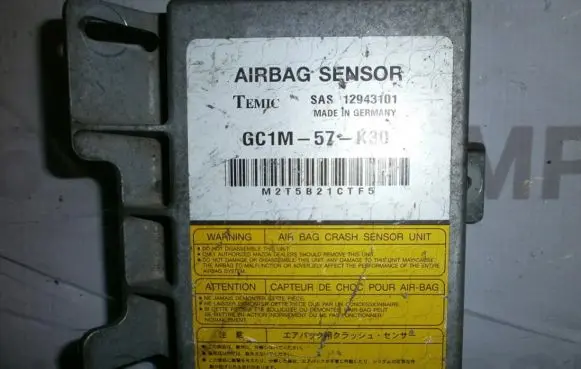 Mazda 626 Airbag control unit/module GC1M57K30 12943101