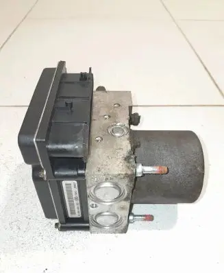 Toyota Auris 150 ABS Pump 0711071845 0265950512 79111J0003