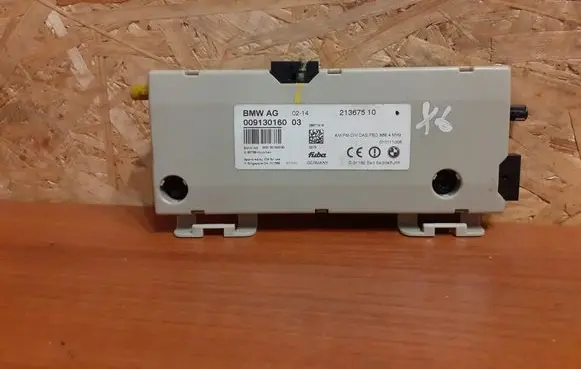 BMW X6 E71 Aerial antenna amplifier 9130160 00913016003