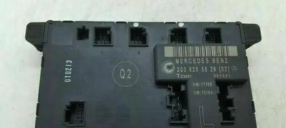 Mercedes-Benz C W203 Door control unit/module A2038205526