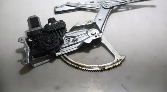 Opel Zafira B Front window lifting mechanism without motor