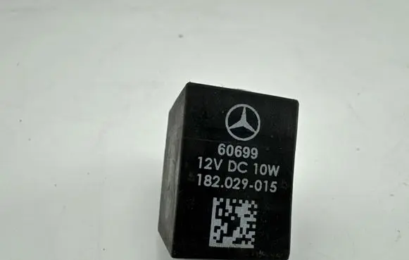Mercedes-Benz EQC Electromagnetic valve 182029015