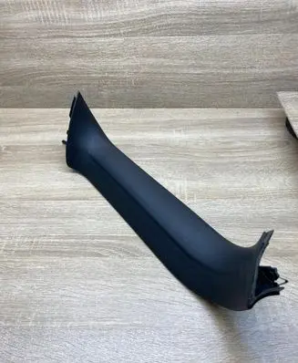 Volkswagen Touran III Tailgate/trunk upper cover trim 5TA867703B